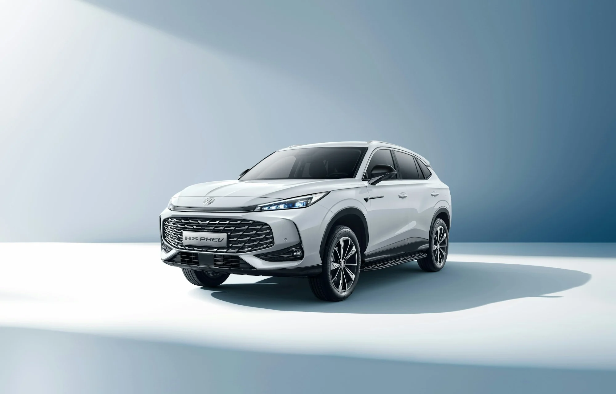 MG HS PHEV híbrido enchufable etiqueta CERO