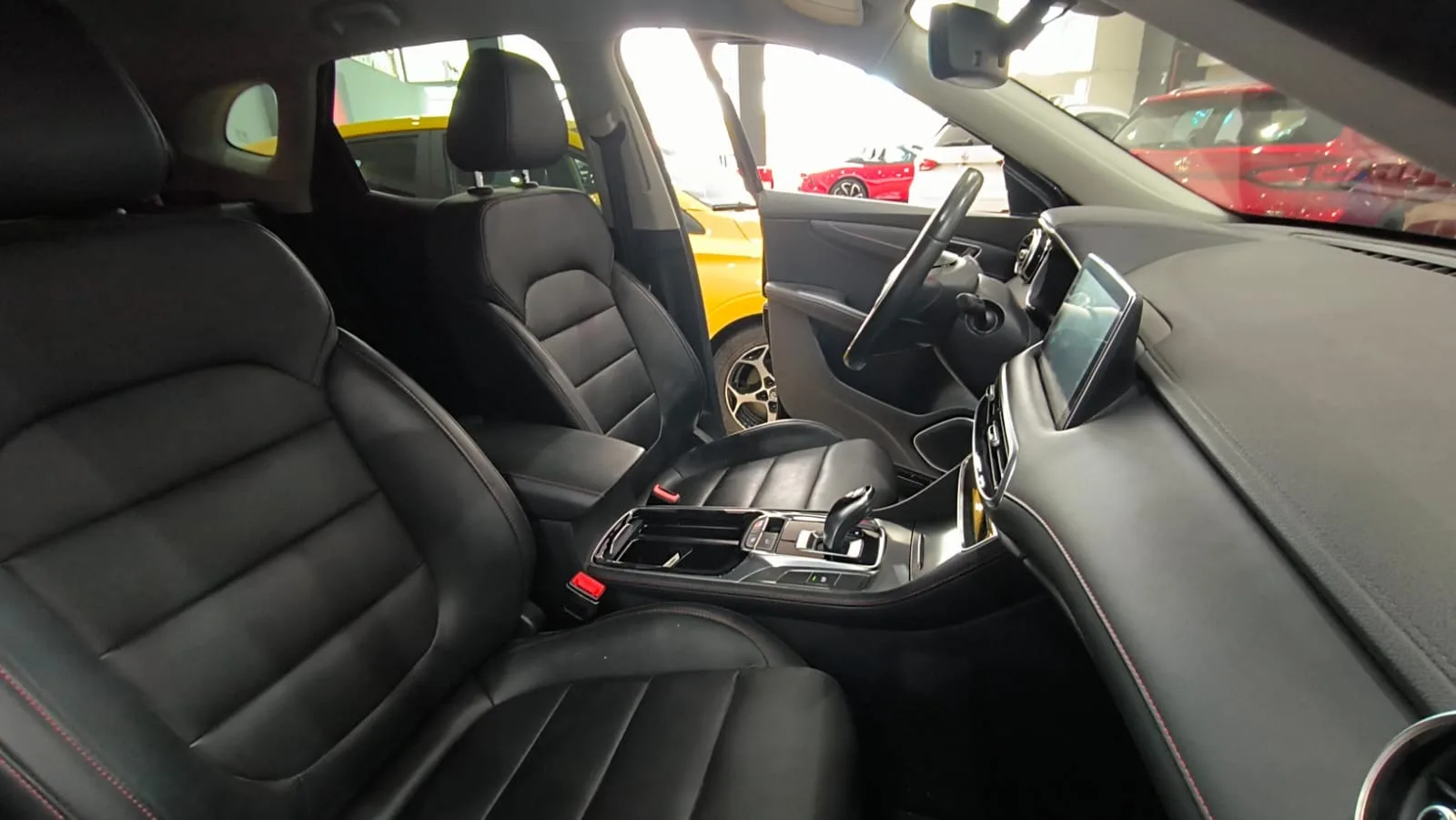 MG HS Comfort Negro KM0