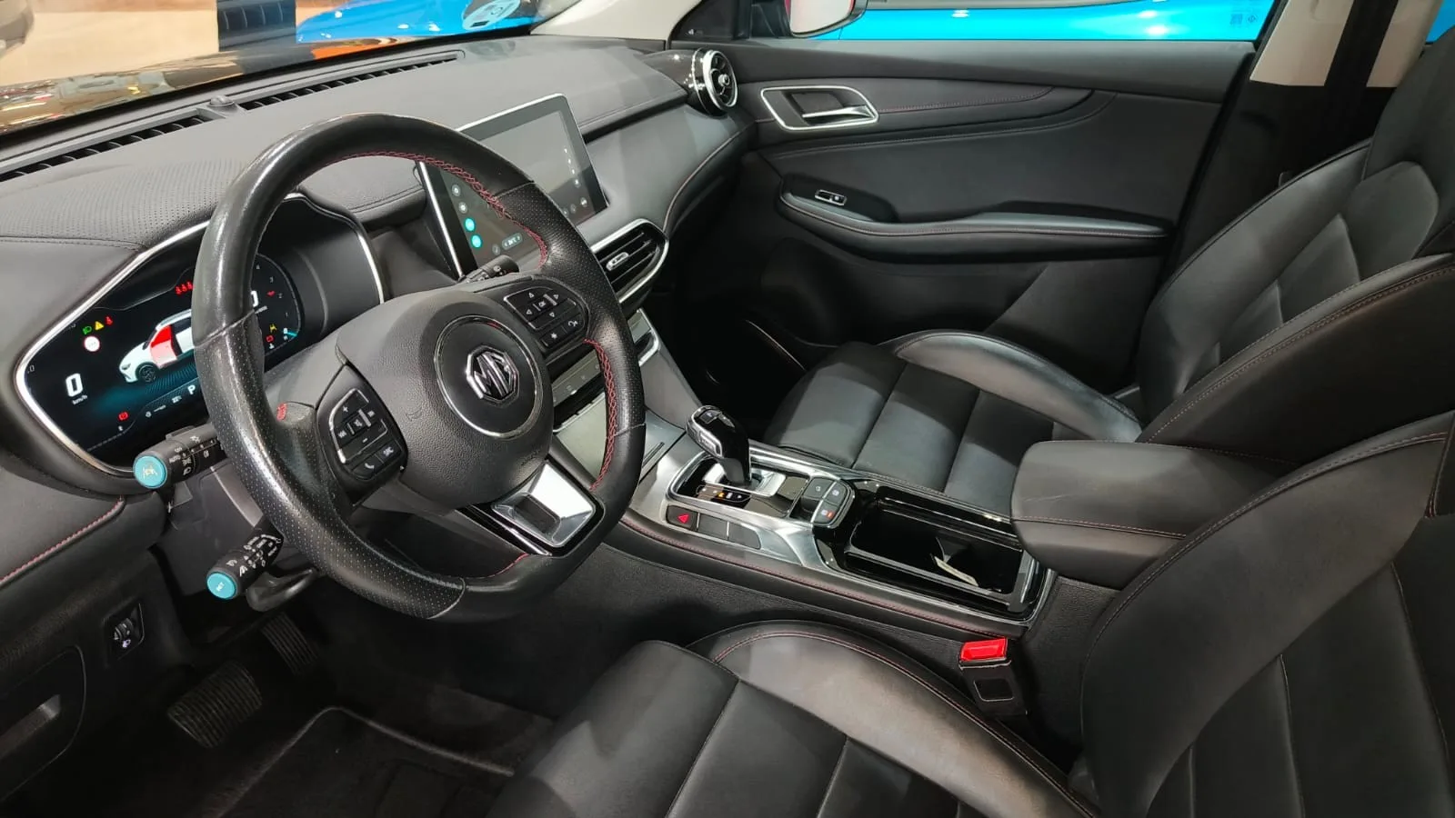 MG HS Comfort Negro KM0