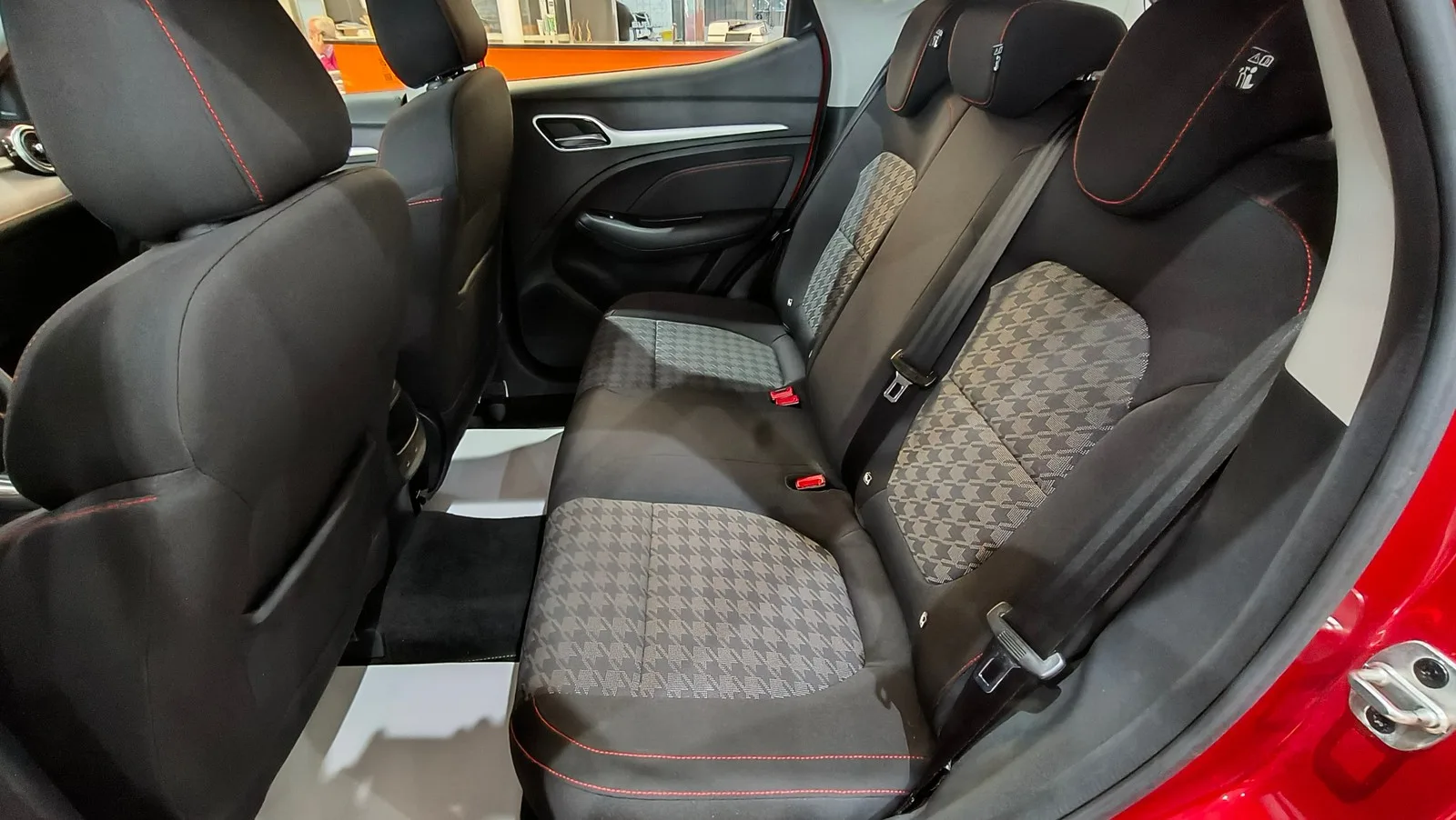 MG ZS Comfort Rojo KM0