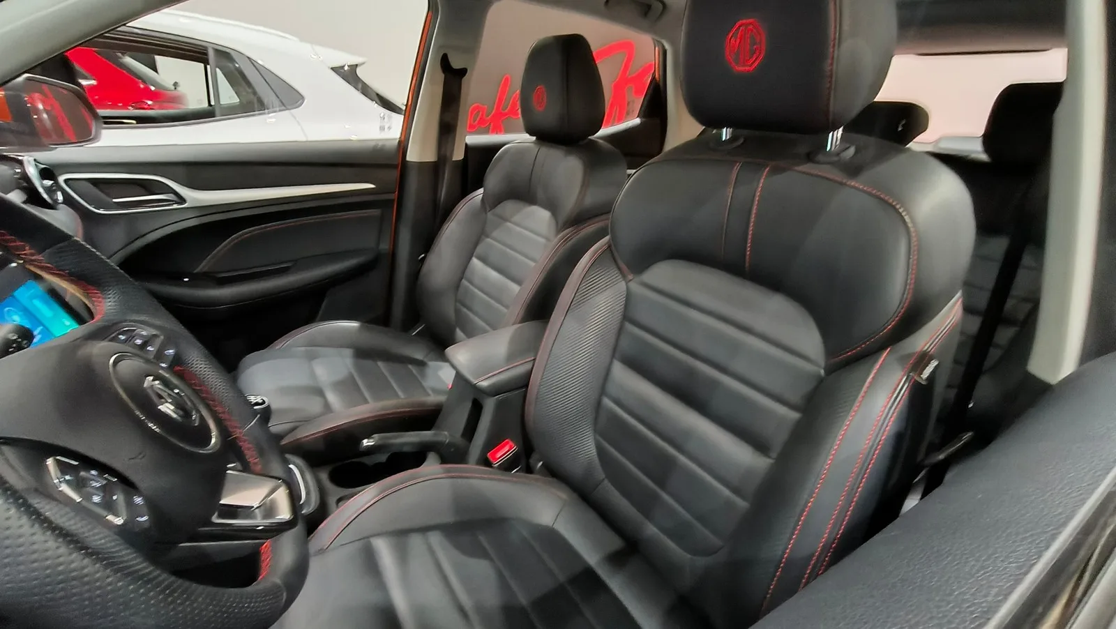 MG ZS Luxury Naranja KM0